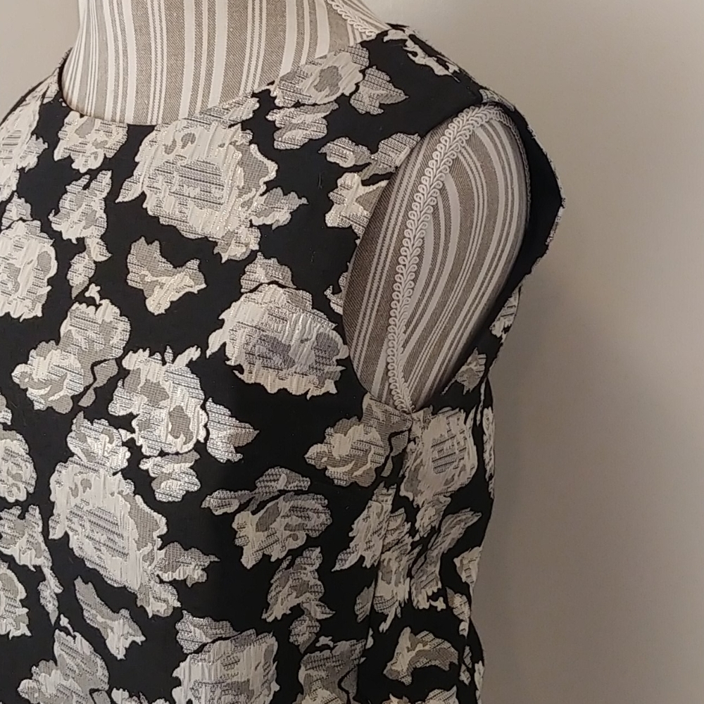 Boxy metallic blouse